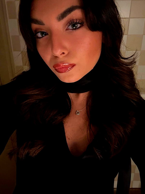 annabottoo instagram image archive image