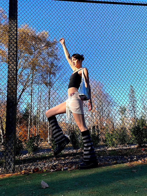 Archived image from @cherrylenaa on Instagram