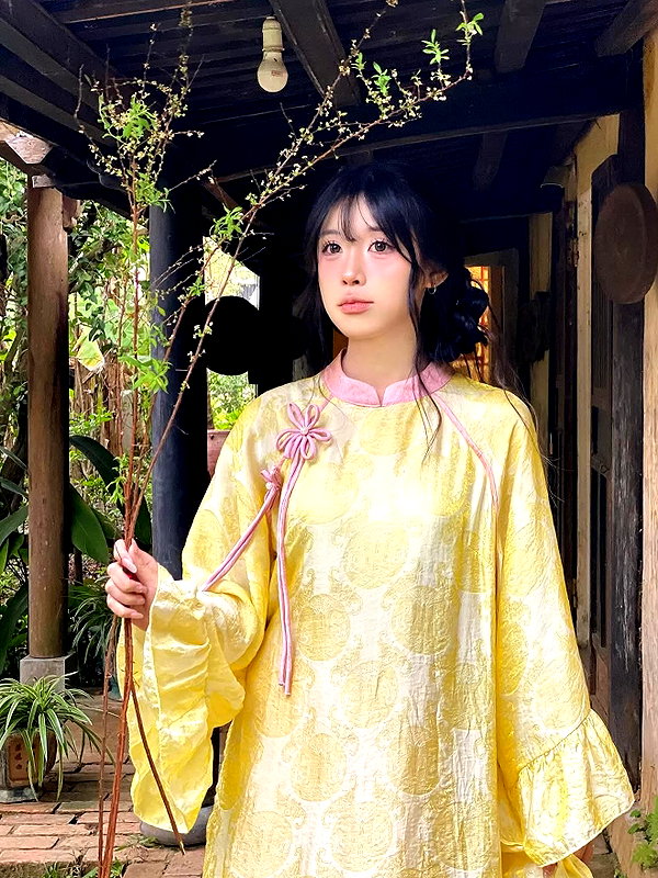 lyhythuedoxinh instagram image archive image