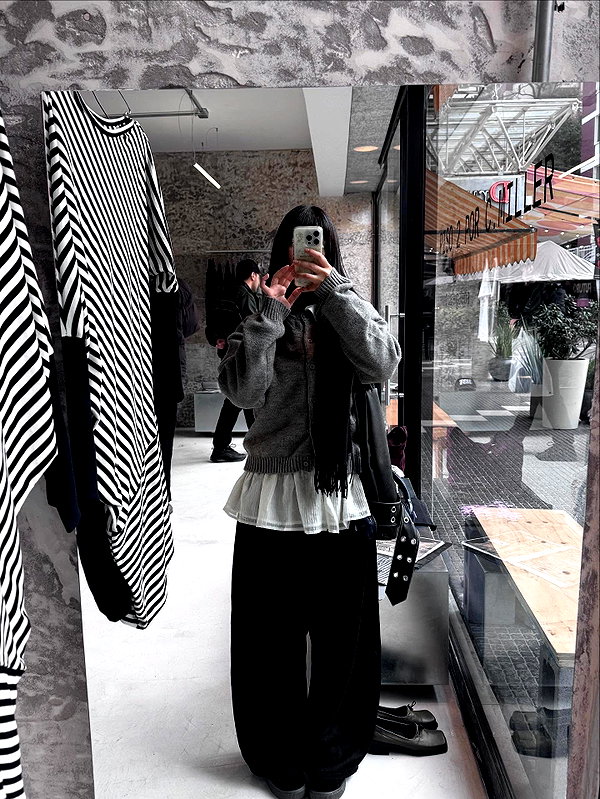 connie.01j instagram image archive image