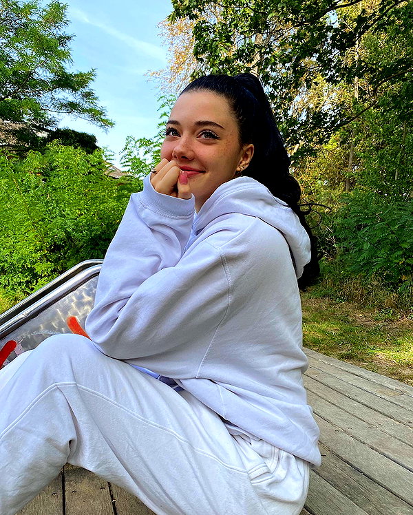 vanessa.rhd instagram image archive image