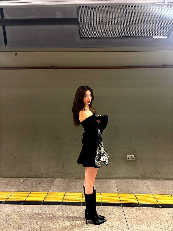 melsaimc instagram image archive image
