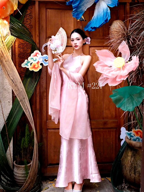 lyhythuedoxinh instagram image archive image