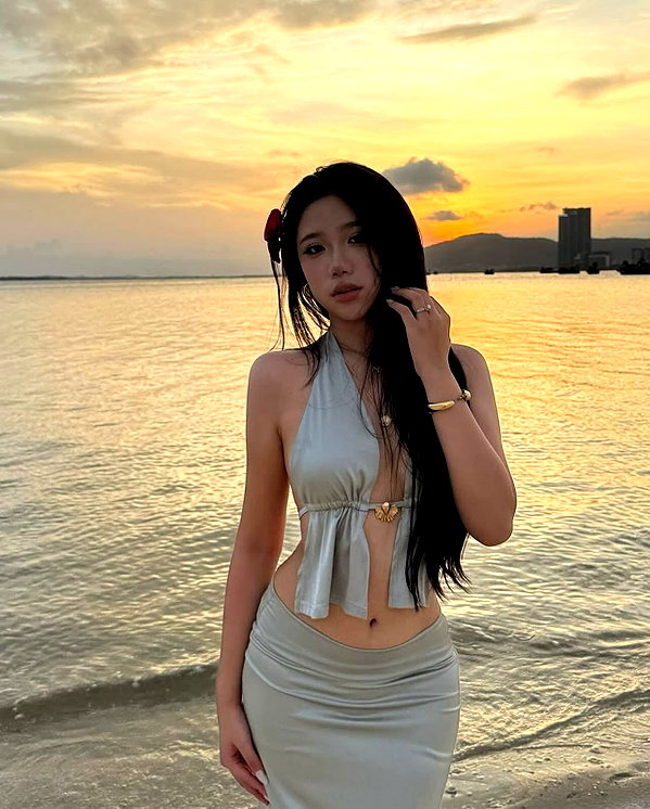 lyhythuedoxinh instagram image archive image