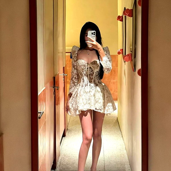 lyhythuedoxinh instagram image archive image