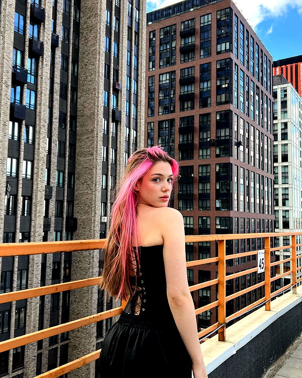 anna.utka22 instagram image archive image