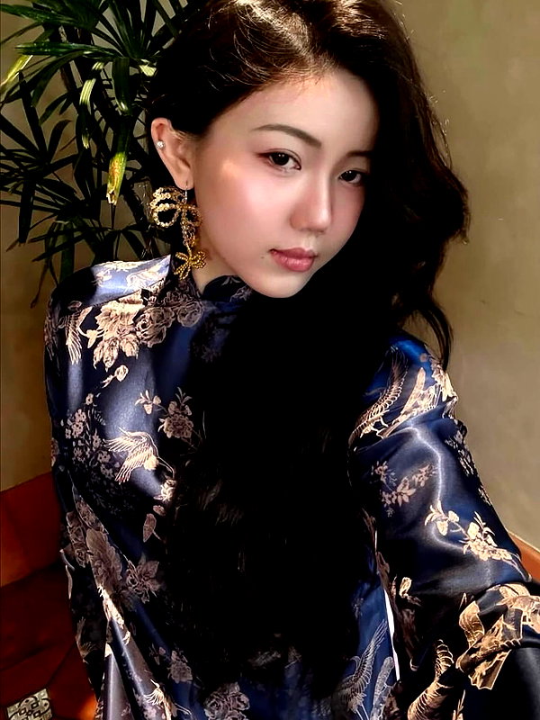 lyhythuedoxinh instagram image archive image
