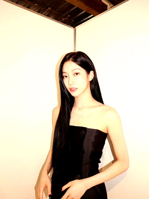zuhazana instagram image archive image