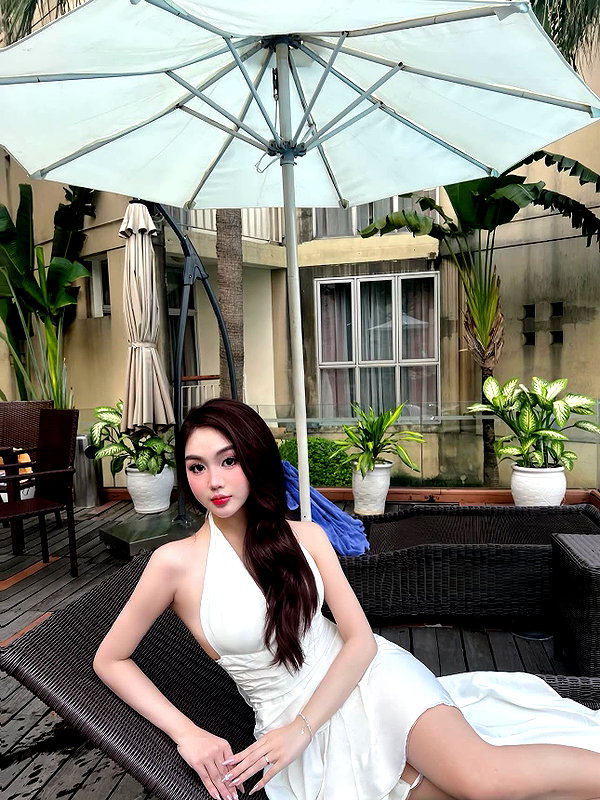 lyhythuedoxinh instagram image archive image