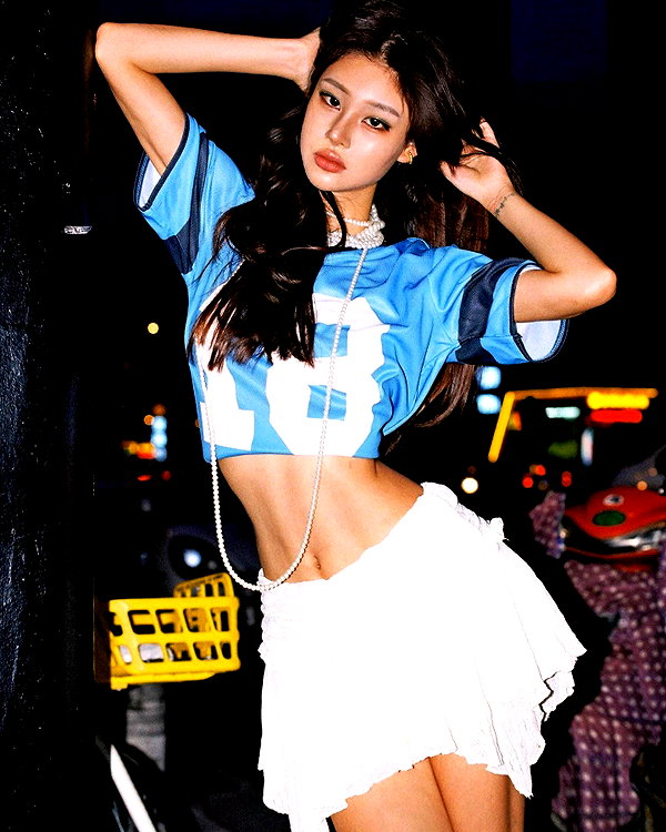 ll.lu1s instagram image archive image