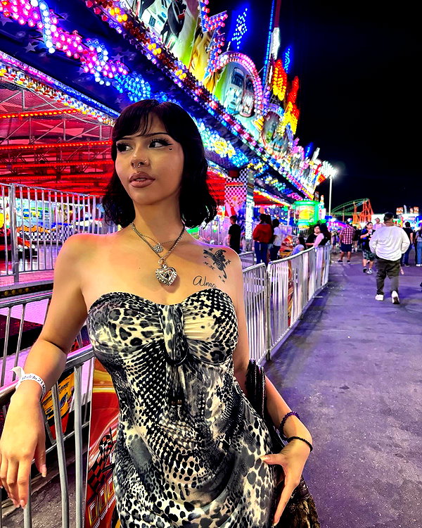 shay.la__ instagram image archive image