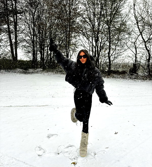 zoeliss instagram image archive image