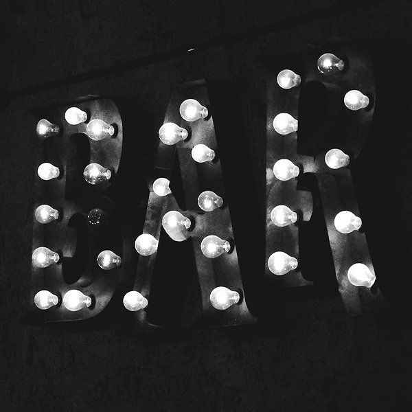 romi_henenson instagram image archive image