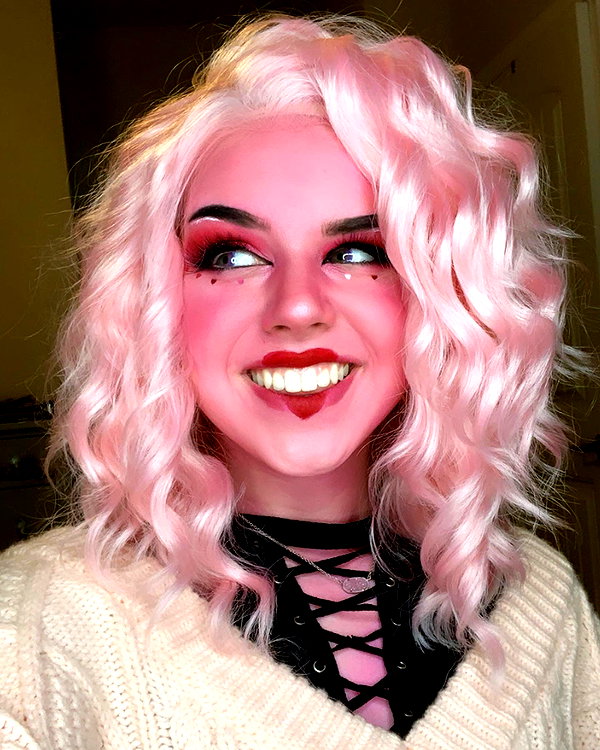 yeahimcaroline instagram image archive image
