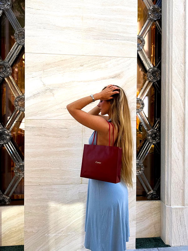 carolinezalog instagram image archive image