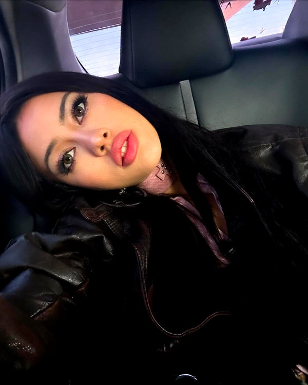 leonanaomii instagram image archive image