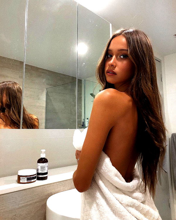 isabellemathersx instagram image archive image