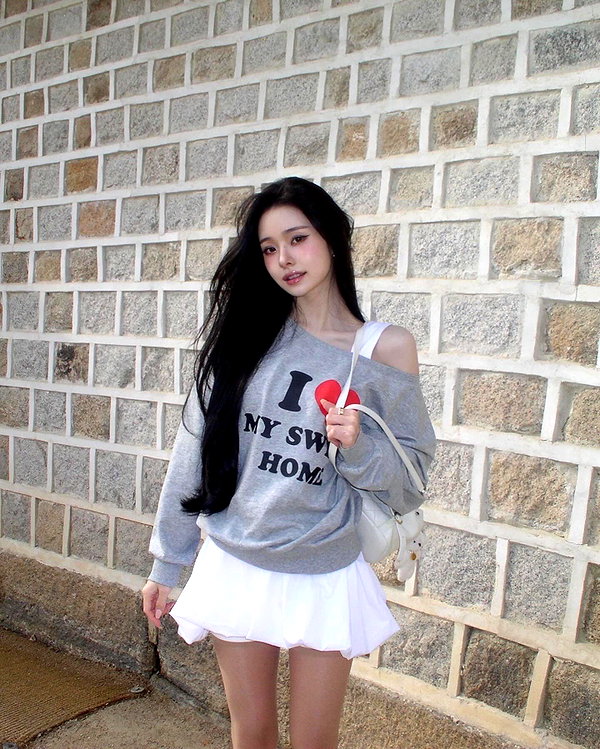 dear.zia instagram image archive image