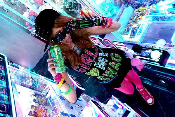 Archived image from @cyberangelz.shop on Instagram