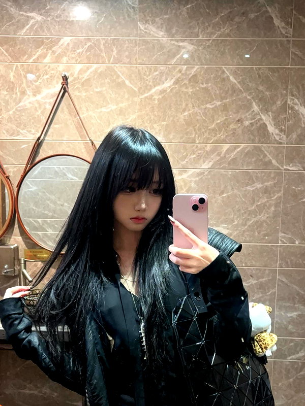 yuyuslivestreamdiary instagram image archive image