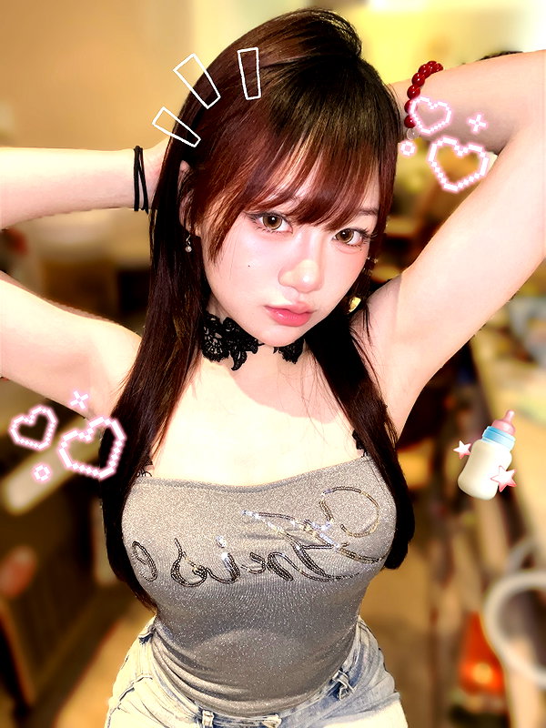 150_aiko instagram image archive image