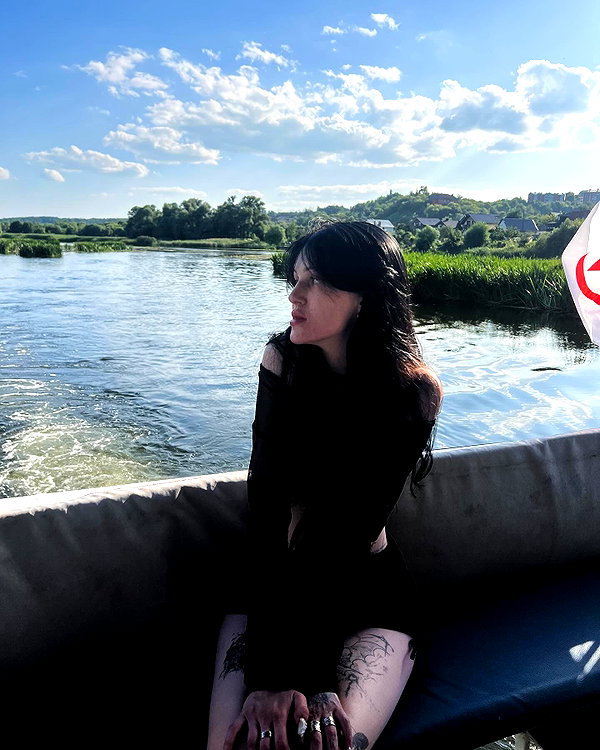 dalivrot instagram image archive image