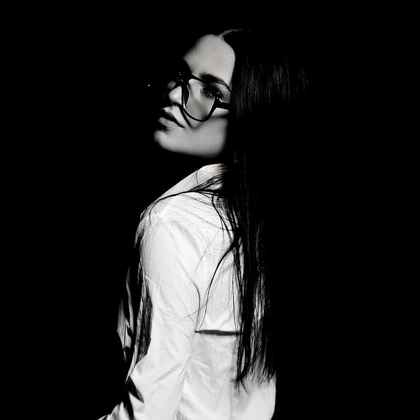 lia.lindner instagram image archive image