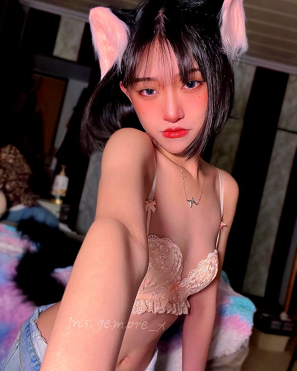 ge.more_x instagram image archive image