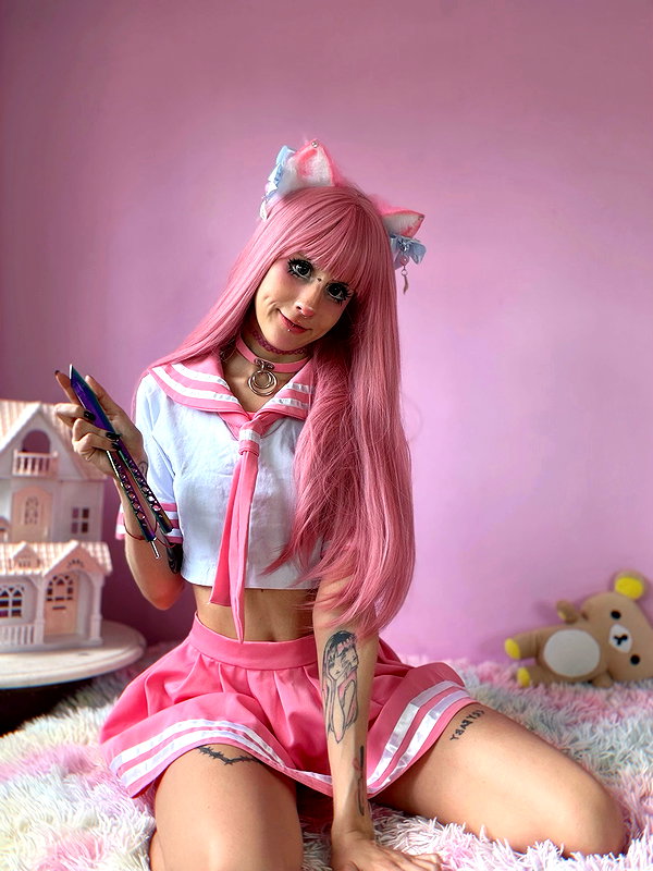 jadelaverne instagram image archive image