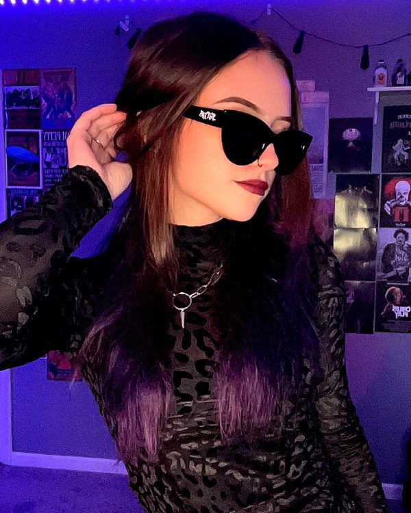 megann_eliizabeth instagram image archive image