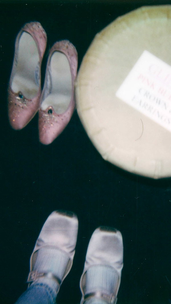 arianagrande instagram image archive image