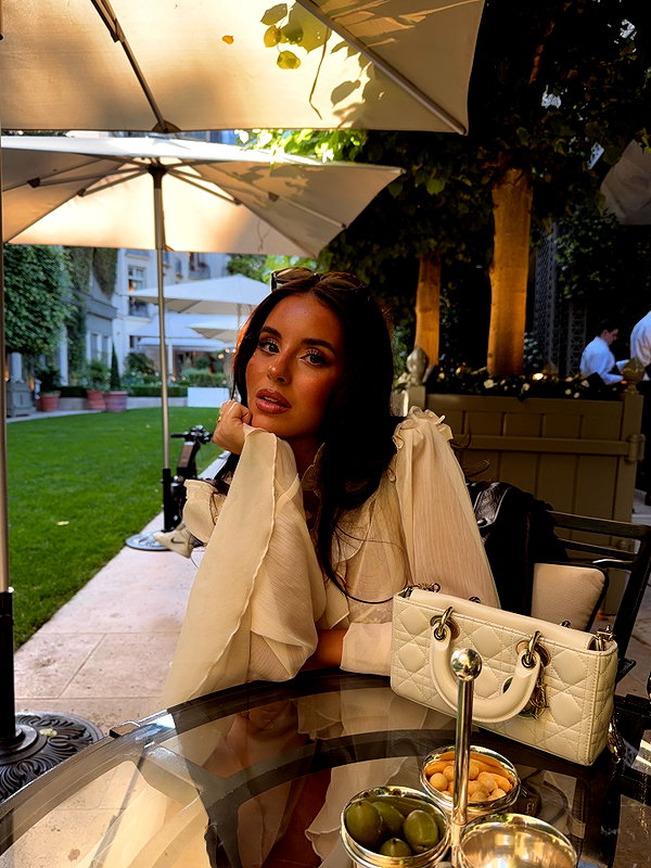 zoeliss instagram image archive image