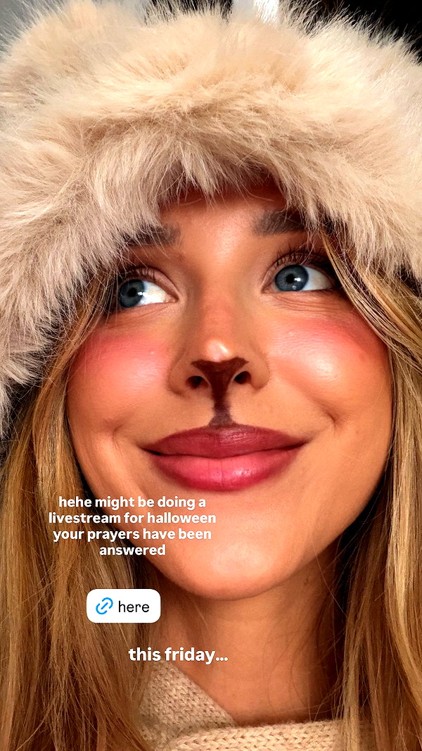 Archived image from @carolinezalog on Instagram