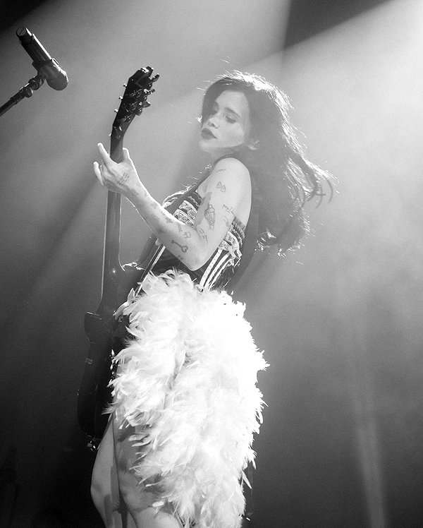 nessabarrett instagram image archive image