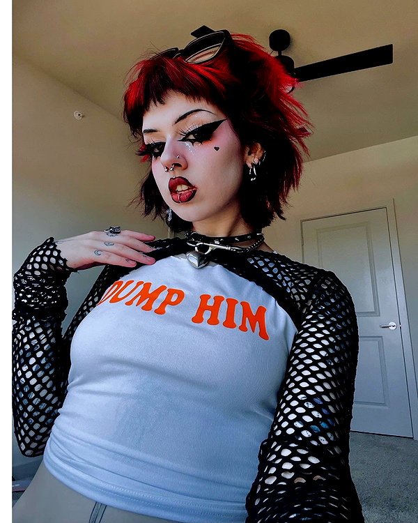 yeahimcaroline instagram image archive image