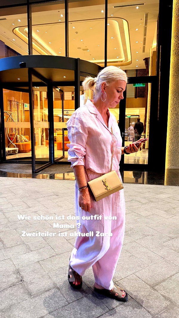 alexis.blond instagram image archive image