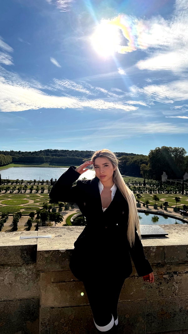 msss__annais instagram image archive image