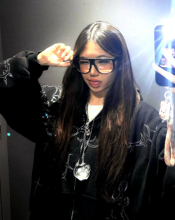 joycee.e instagram image archive image