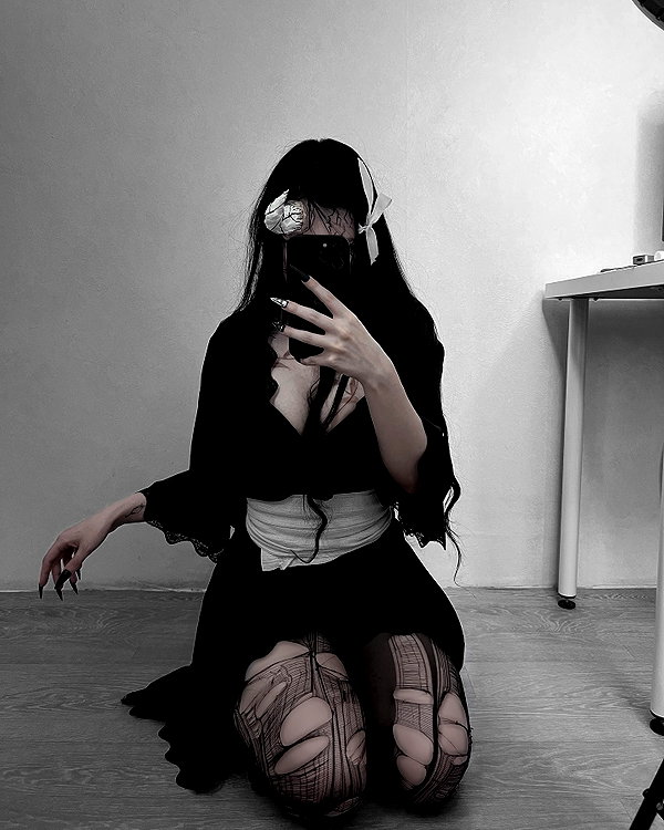 glowmoonshorty instagram image archive image
