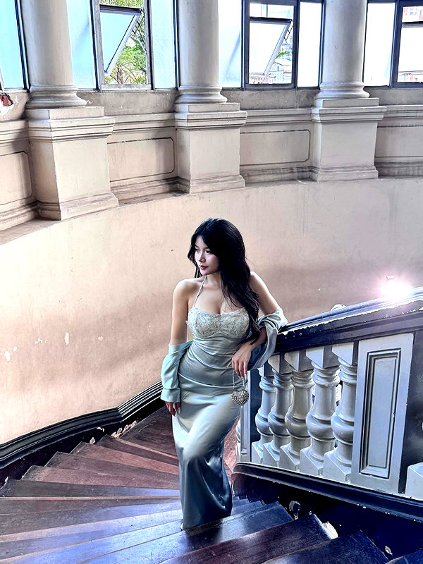 lyhythuedoxinh instagram image archive image