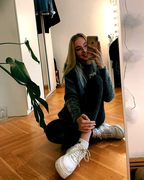 lilih instagram image archive image