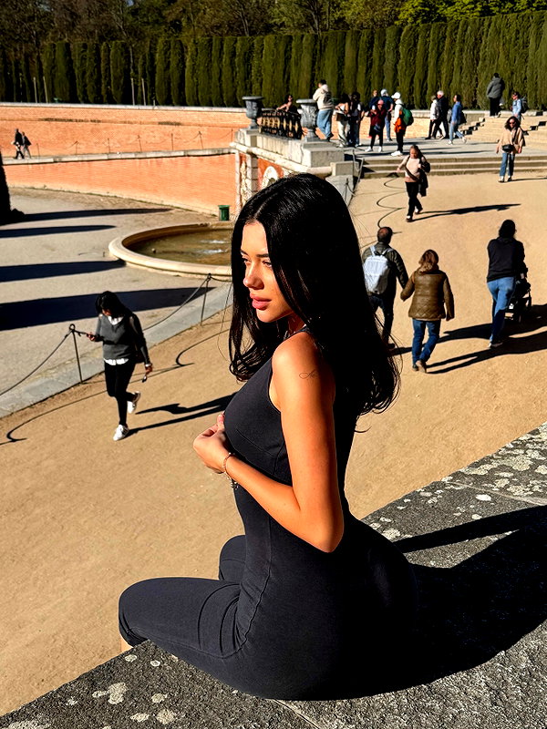 vanessa.rhd instagram image archive image