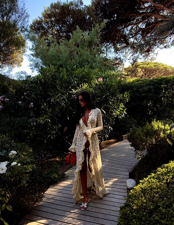 zoeliss instagram image archive image