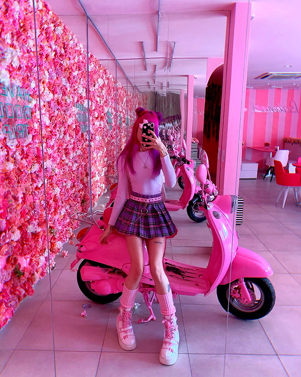 jadelaverne instagram image archive image