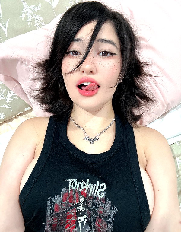 liawaifuu instagram image archive image