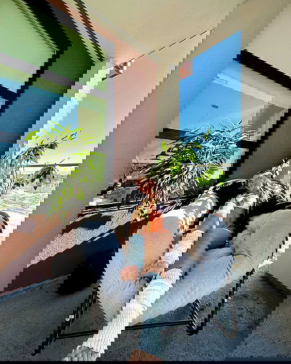 itshayleydavies itshayleydavies archive image