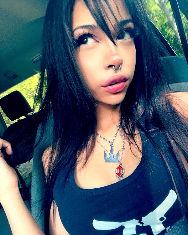 twodollie instagram image archive image