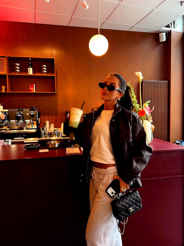 zoeliss instagram image archive image