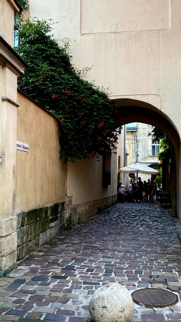 kristti.a instagram image archive image