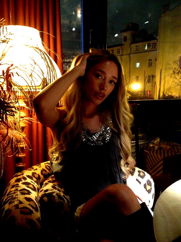 avestanova instagram image archive image